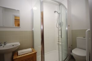 Shower room- click for photo gallery